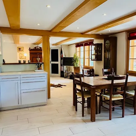 Joluksi - With Tub גרינדלוולד